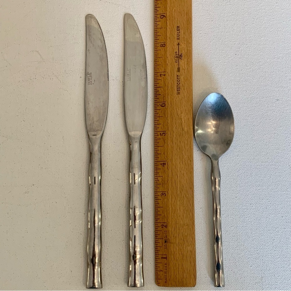 TOWLE Stainless Steel 9" Dinner Knives & 6.25" Spoon Wavy Handle Living CALYPSO - Picture 8 of 8